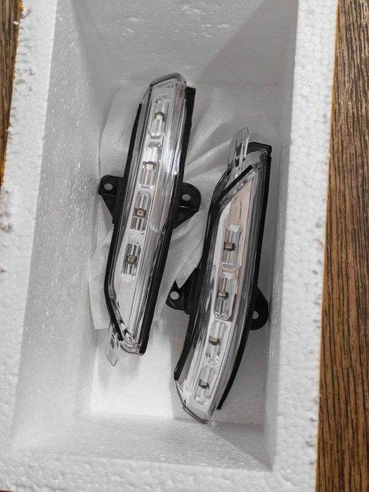 Поворотник зеркала Chevrolet Malibu. Новый/ Povorotnik ko‘zgu