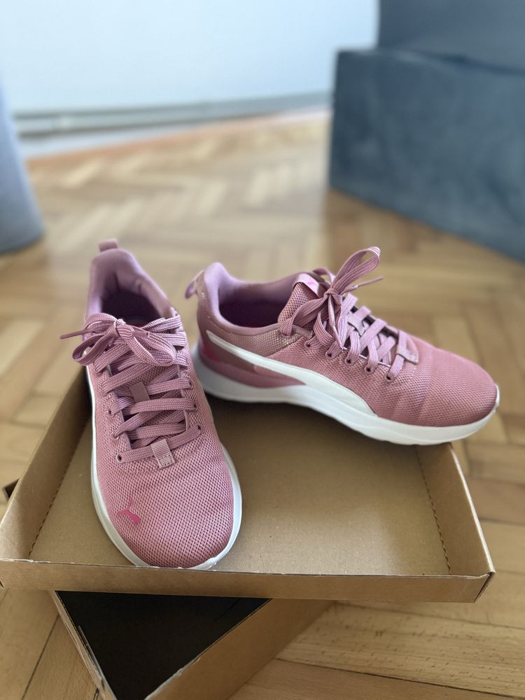 Маратонки на Puma