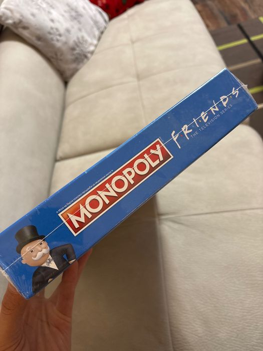Монополи-на сериала Приятели