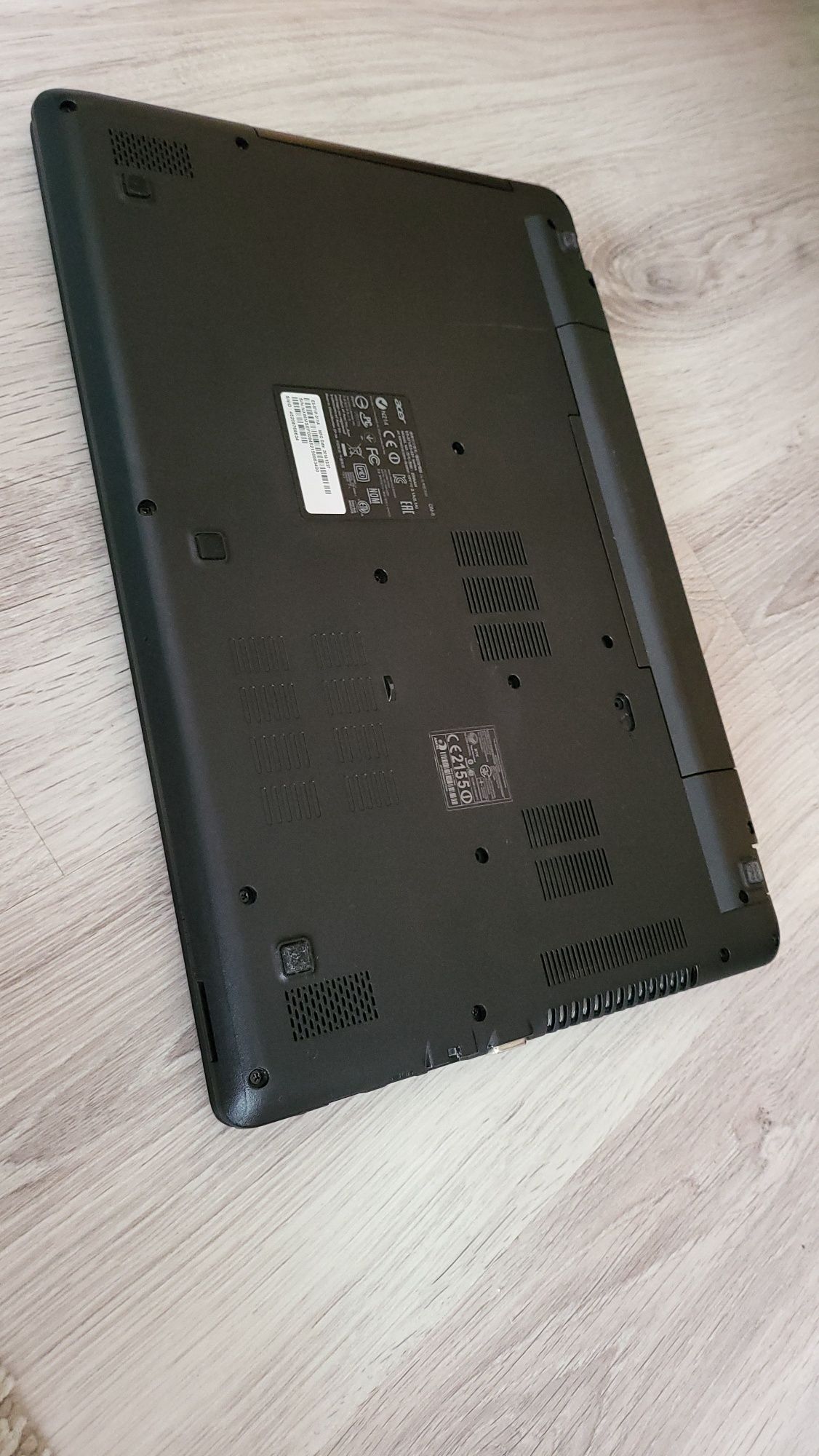 Acer aspire e5 571 531 funcțional pentru piese