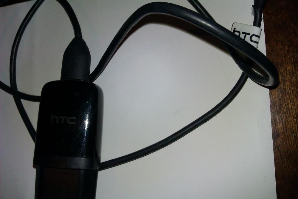 Телефон HTC Wildfire S