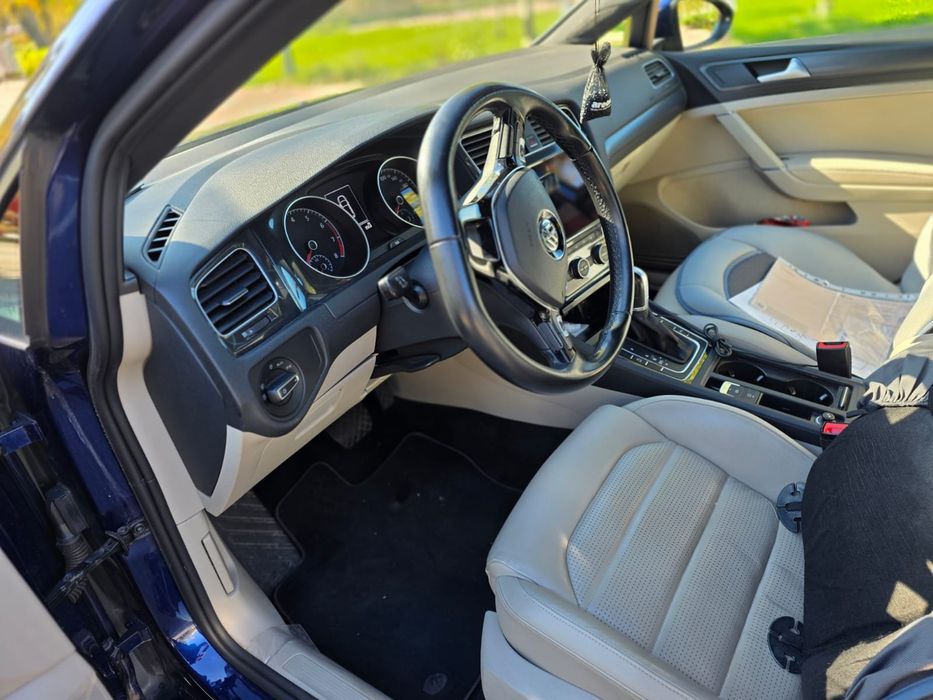 VW Golf 7 1.4 benzina+ CNG din fabrică
