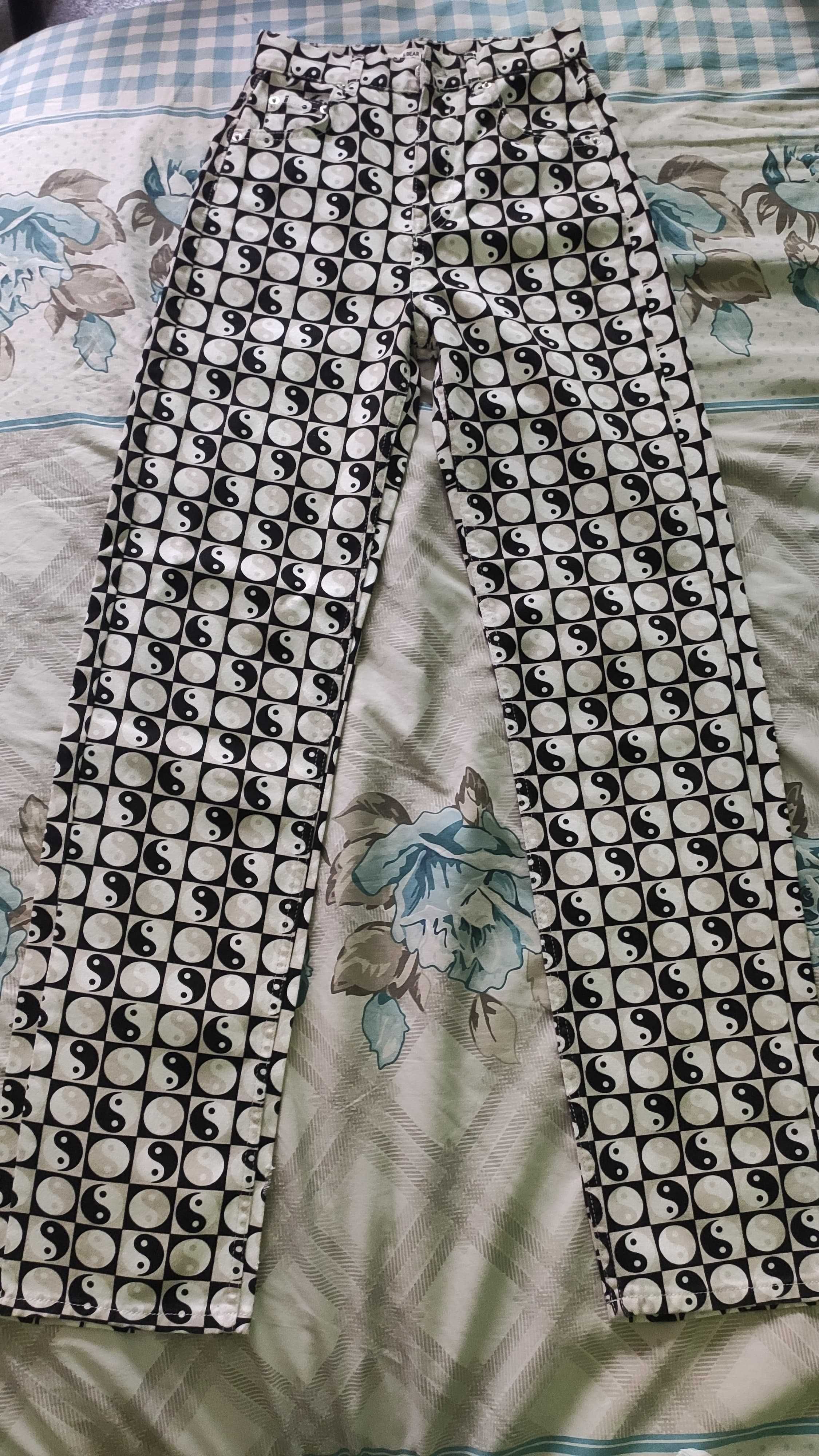 Pereche pantaloni de dama Pull&Bear Marimea 32