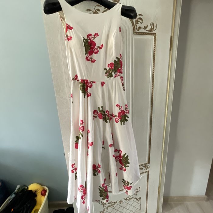 Платье женское белое