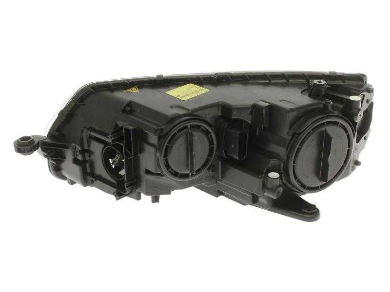 Far stanga/dreapta originale Xenon Skoda Octavia 3 an 2013-2017 , noi