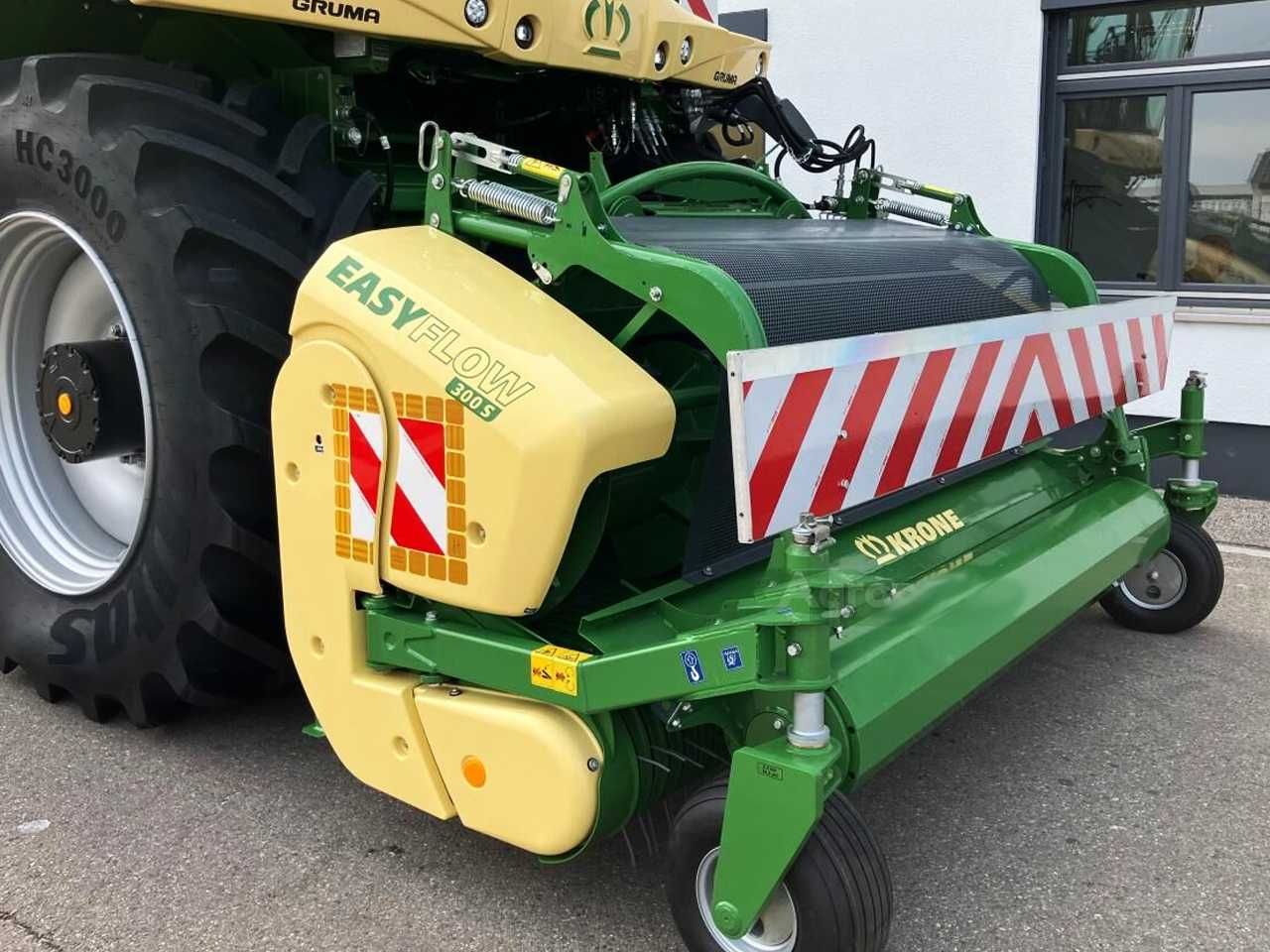 Кормоуборочный комбайн Krone Big X 630