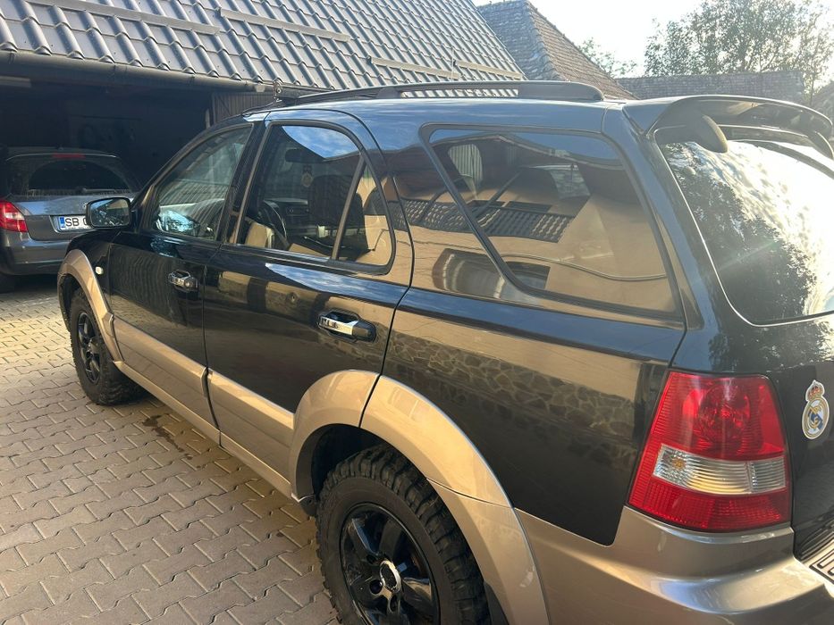 Vând kia sorento