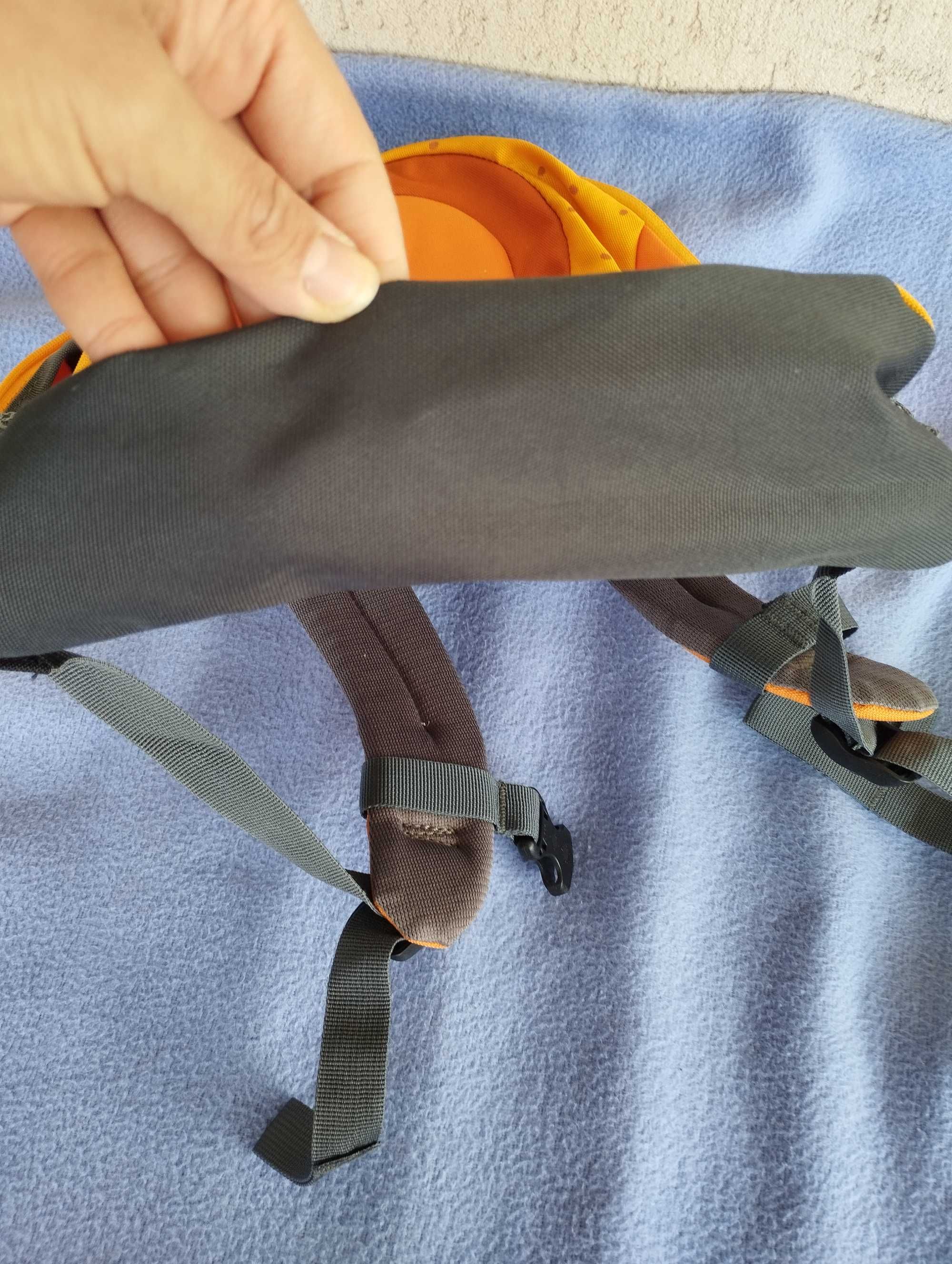 Детска раничка Deuter.