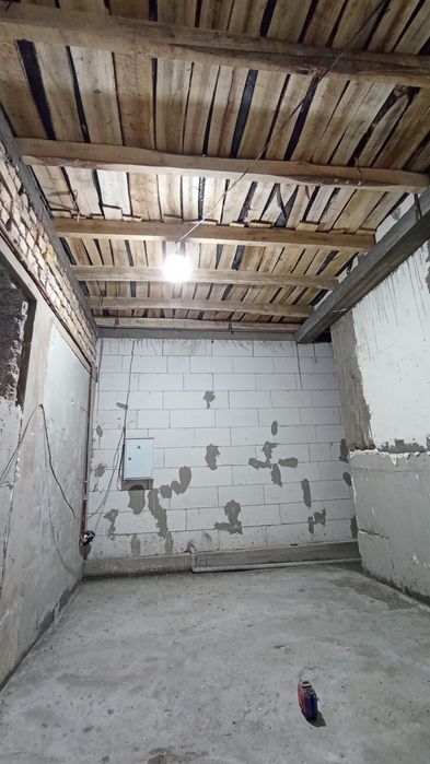 Уйни 1 та хонасини арендага бераман