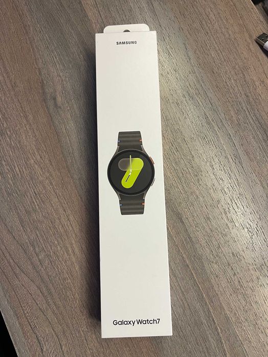Samsung Galaxy Watch 7 - нов