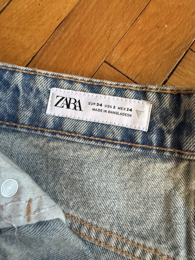 Къси панталонки zara