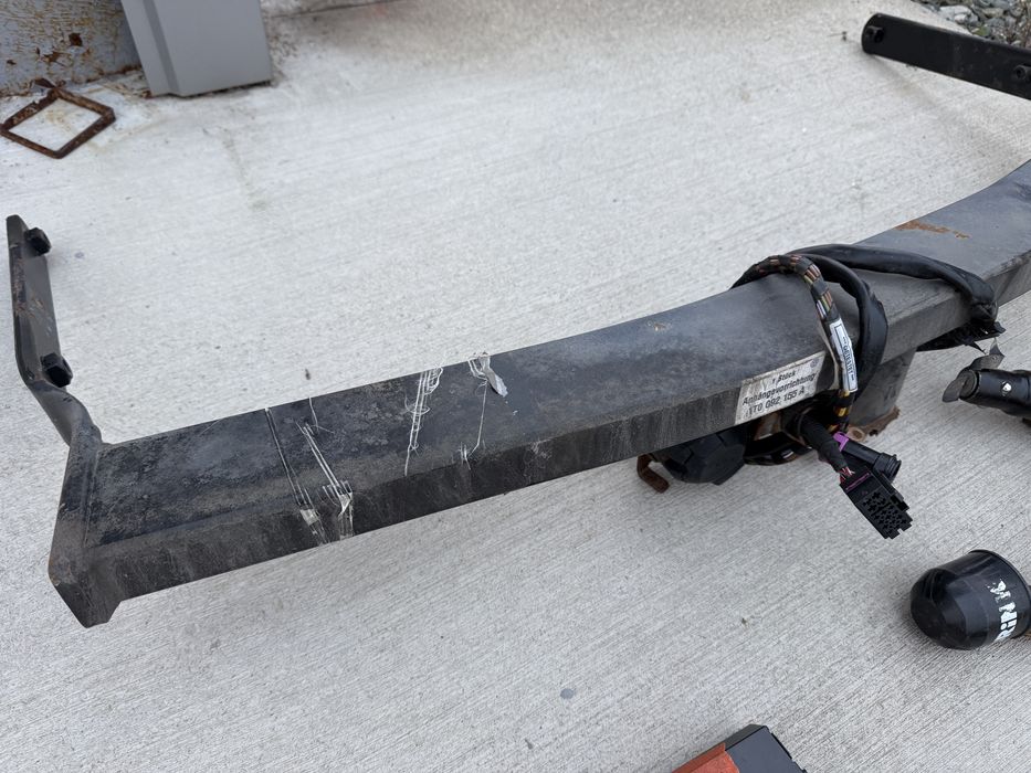 ОРИГИНАЛЕН Сваляем Се Теглич за -VW TOURAN 1T1/1T2/1T3 2003г-2015г-