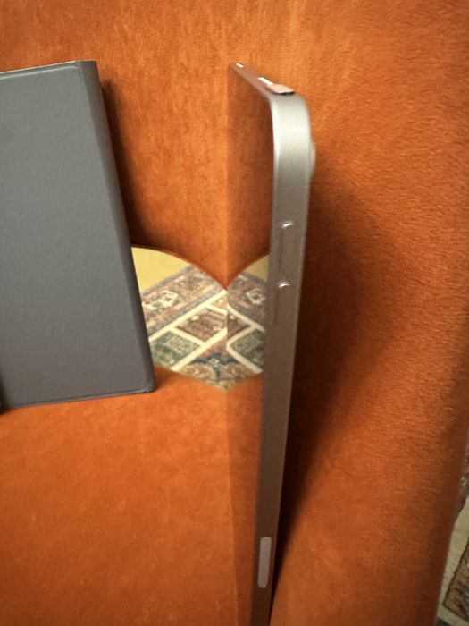 Продам Айпад Айр 2024