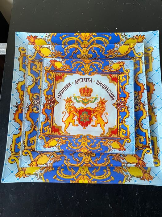 Тарелки подарочные , набор тарелок