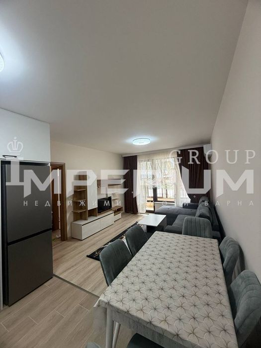 Дава се под наем Двустаен апартамент в Варна, Левски - 55 кв.м за 663 € - Снимка #1