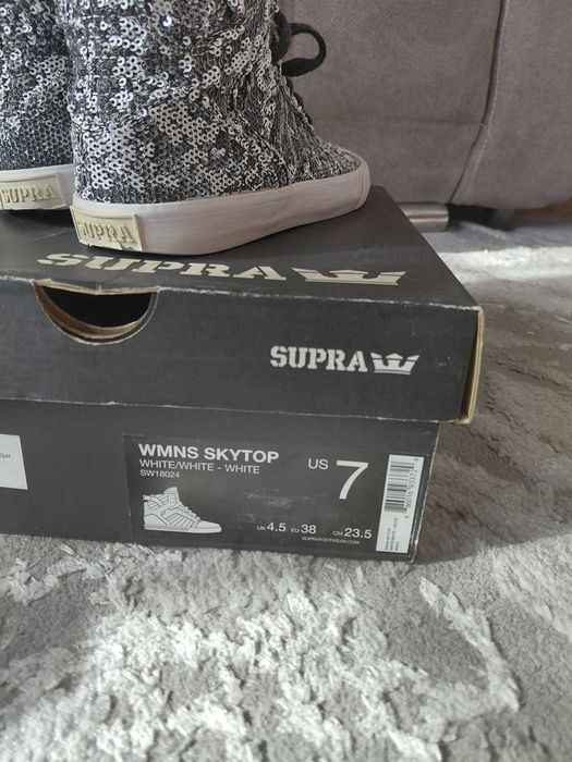 Дамски кецове SUPRA