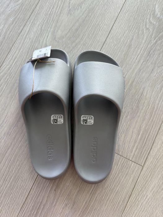 Papuci Adidas Adilette Lumia marime 40 1/2
