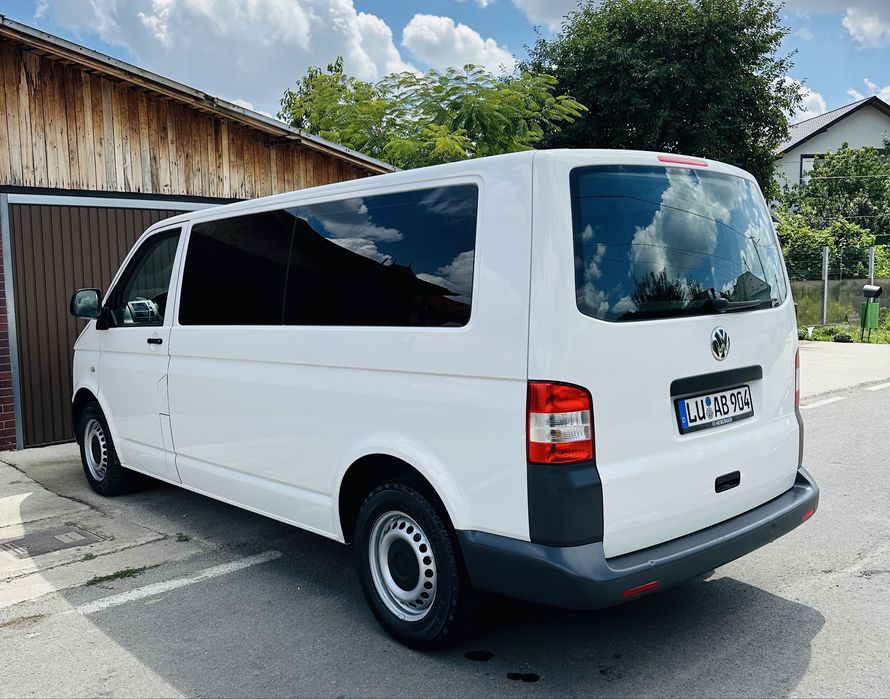 Vw Transporter T5 - 8 Locuri