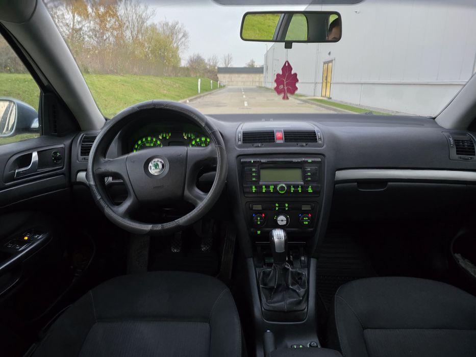Skoda octavia 2 2.0 tdi 140 cp fab 2008