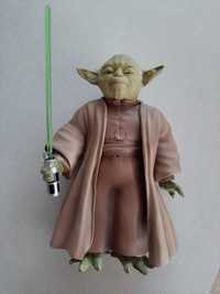 Yoda - говореща играчка Star Wars