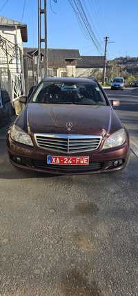 Vând Mercedes C200CDI