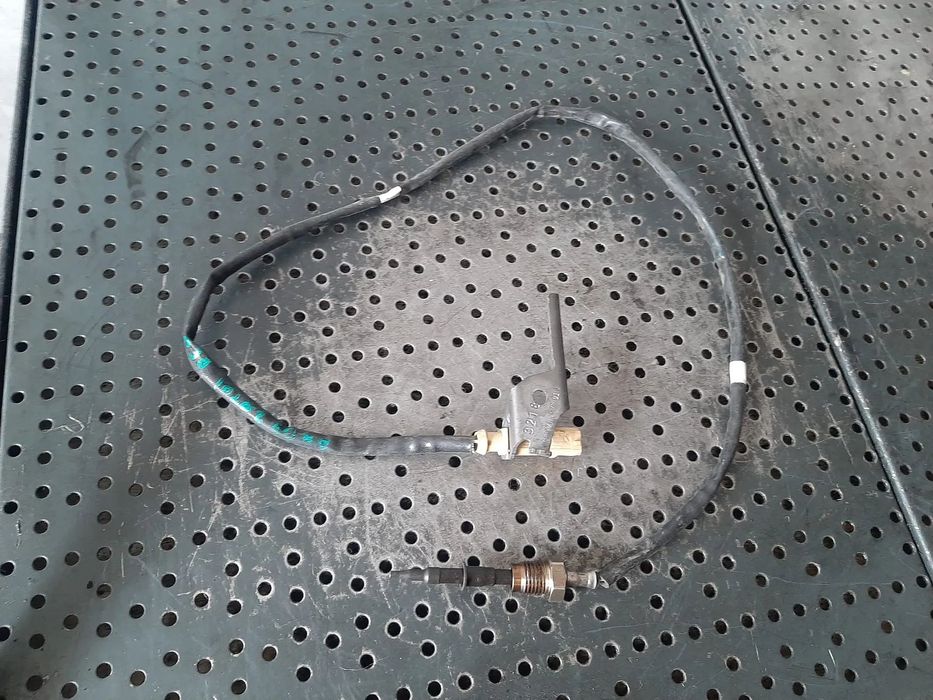 senzor temperatura gaze evacuare 2.0 tdi audi a4 b9 8w 8w0906088s