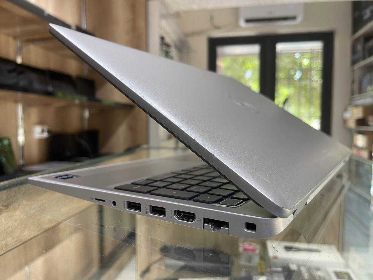 DELL Latitude 5530 Intel Core i5-1245U озу16гб 256ssd