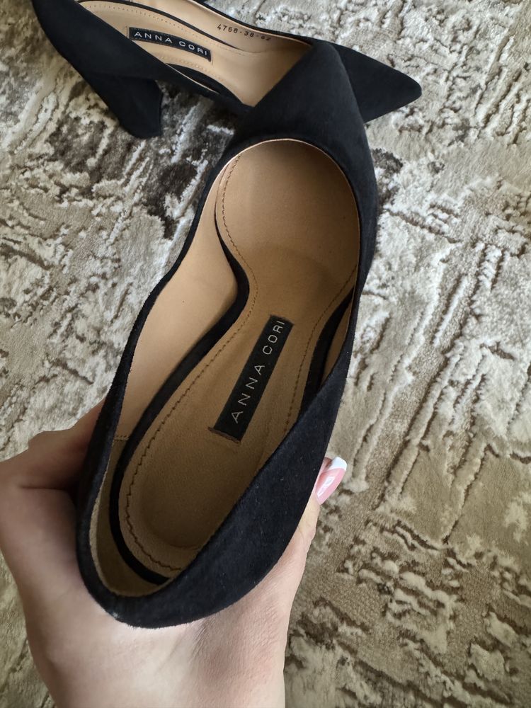 Pantofi Anna Cori