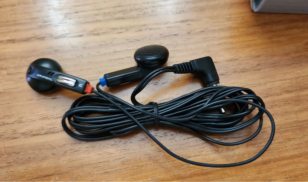 Радиоприемник Grundig G-2000A