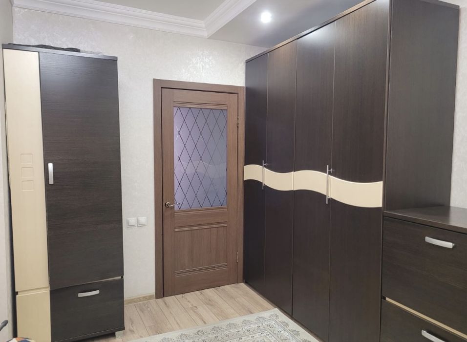 Продам спальный гарнитур