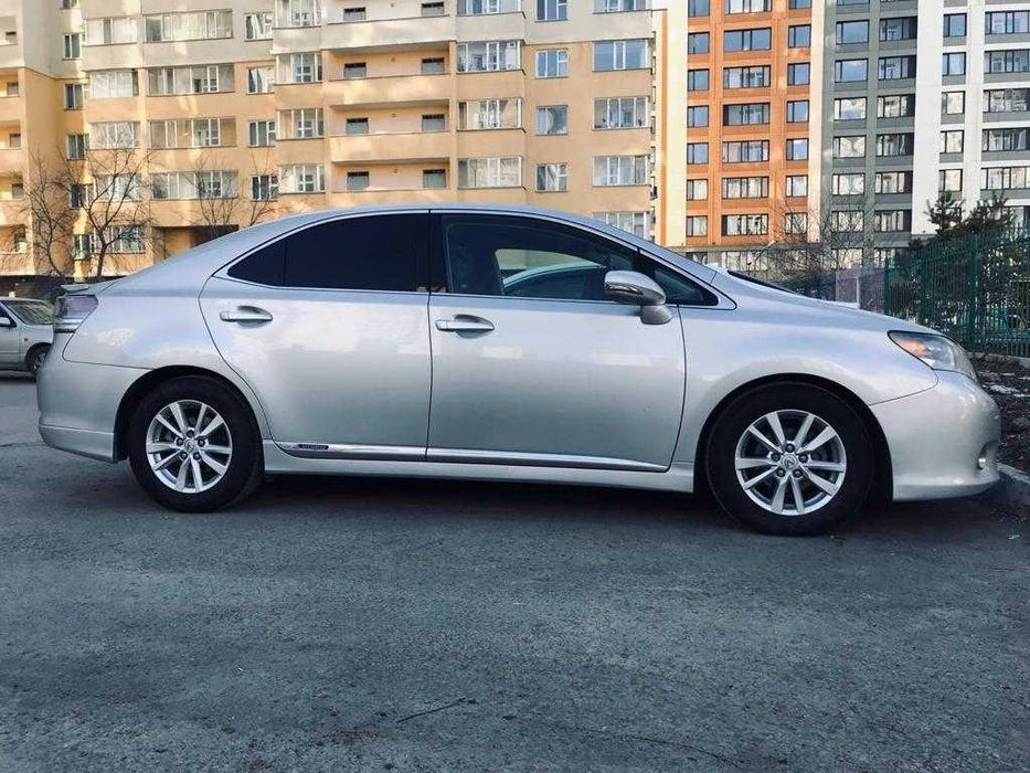 LEXUS HS250H автокөлігін сатамын