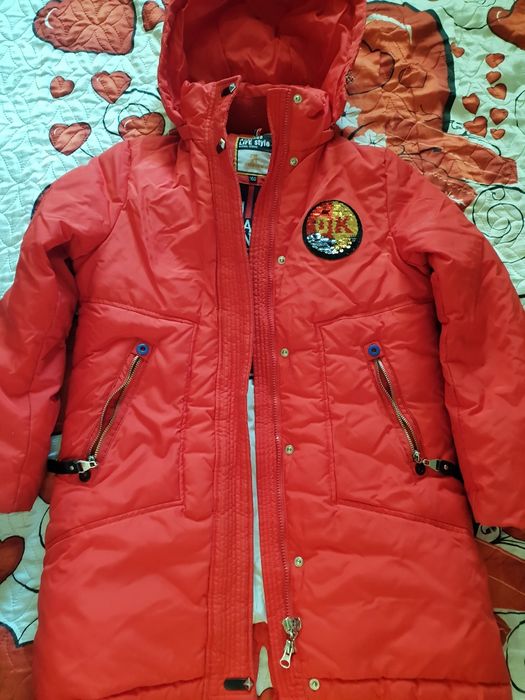 Куртки на девочку