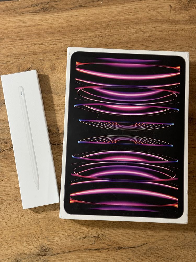 iPad Pro 11 128 Gb 2022 года со стилусом
