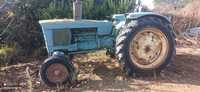 Tractor John Deere 2120