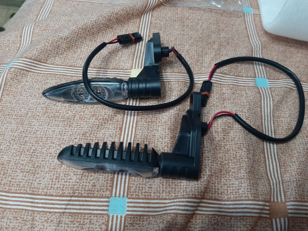 Set Semnalizari LED Honda CBR