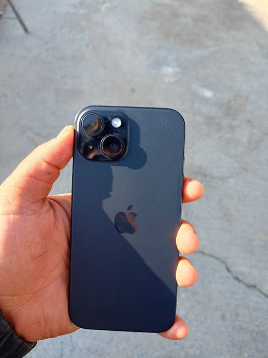 iPhone 15 256 yonks 83