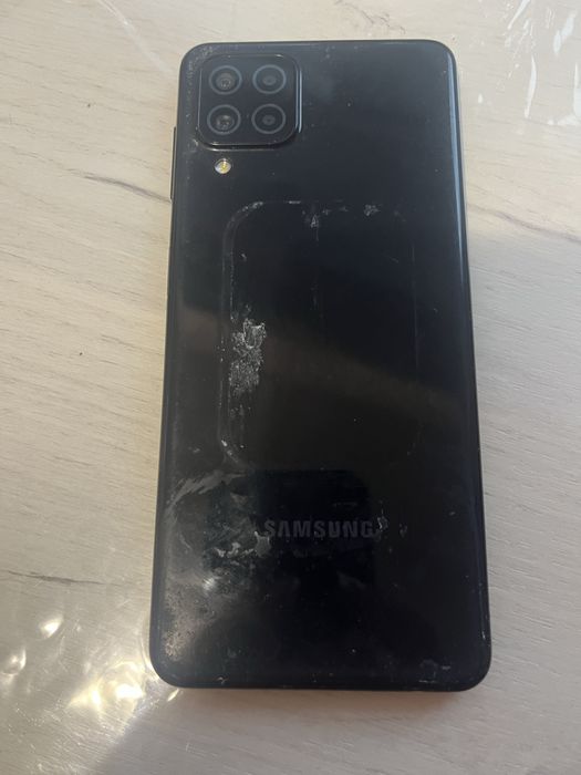 Пробавам телефон Samsung A22 не държи батирия работи добри