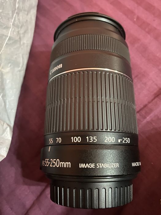 Обектив на Canon 600D