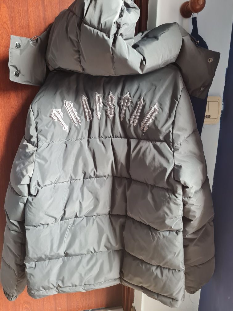 Geaca  de iarna în stare foarte buna