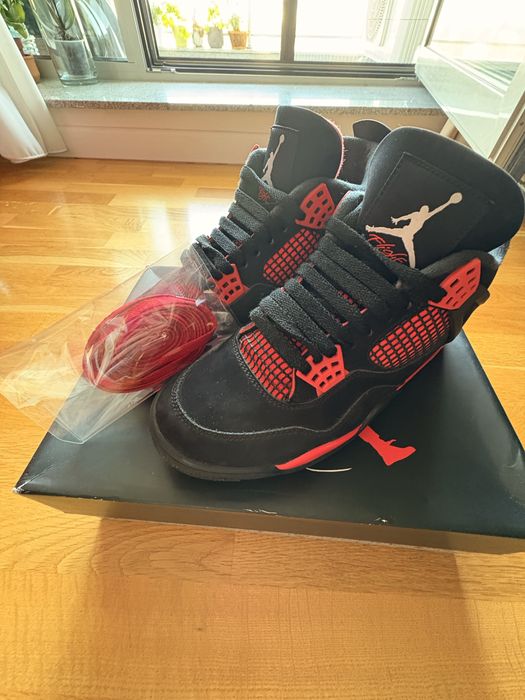 Original Nike  Air Jordan 4 Red Thunder 41