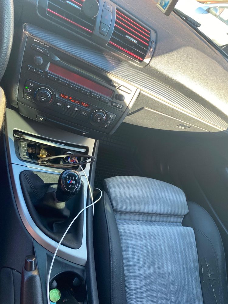 Vand bmw seria 1 118D din 2005
