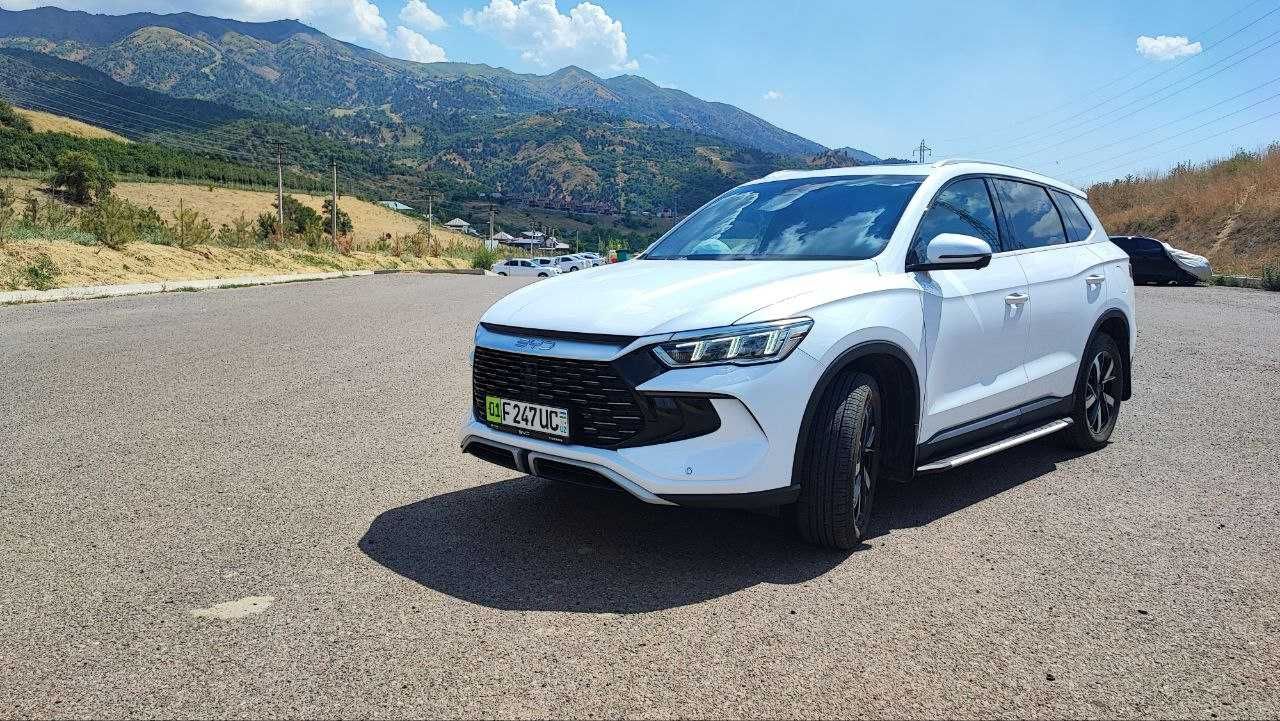 К истории Института Солнца и святыням Кумышкана на электромобиле BYD