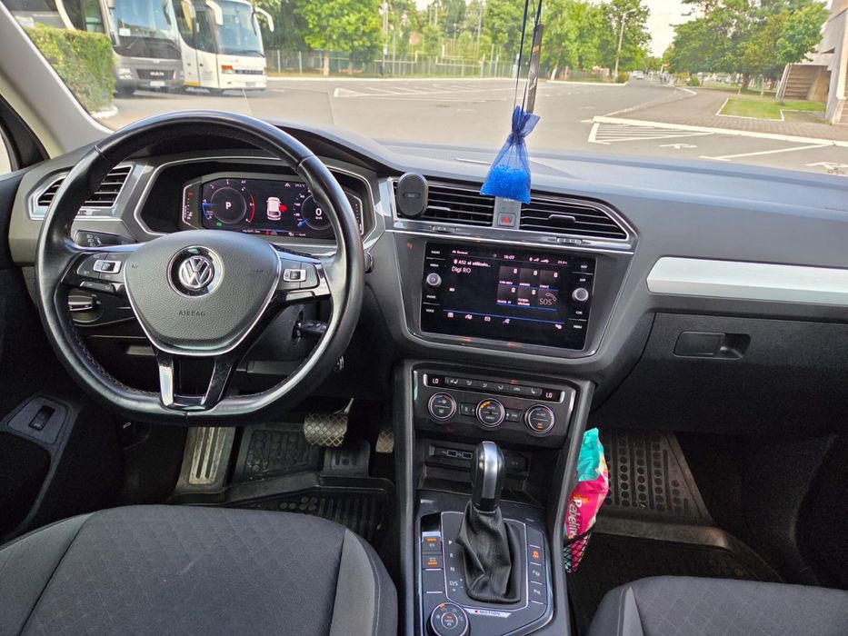 Vând wolkswagen Tiguan 4*4 sau schimb