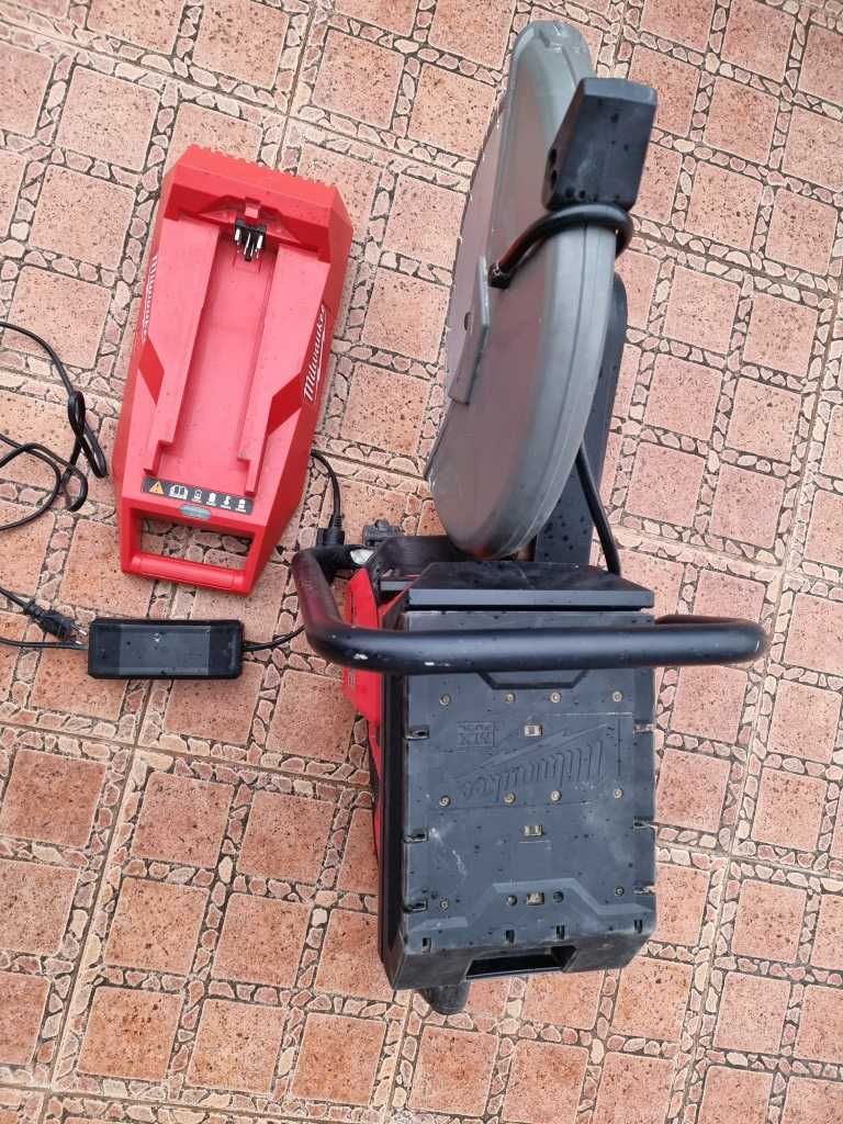 Milwaukee MXFCOS350-601MX FUEL,350MM - Акумулаторен фугорез