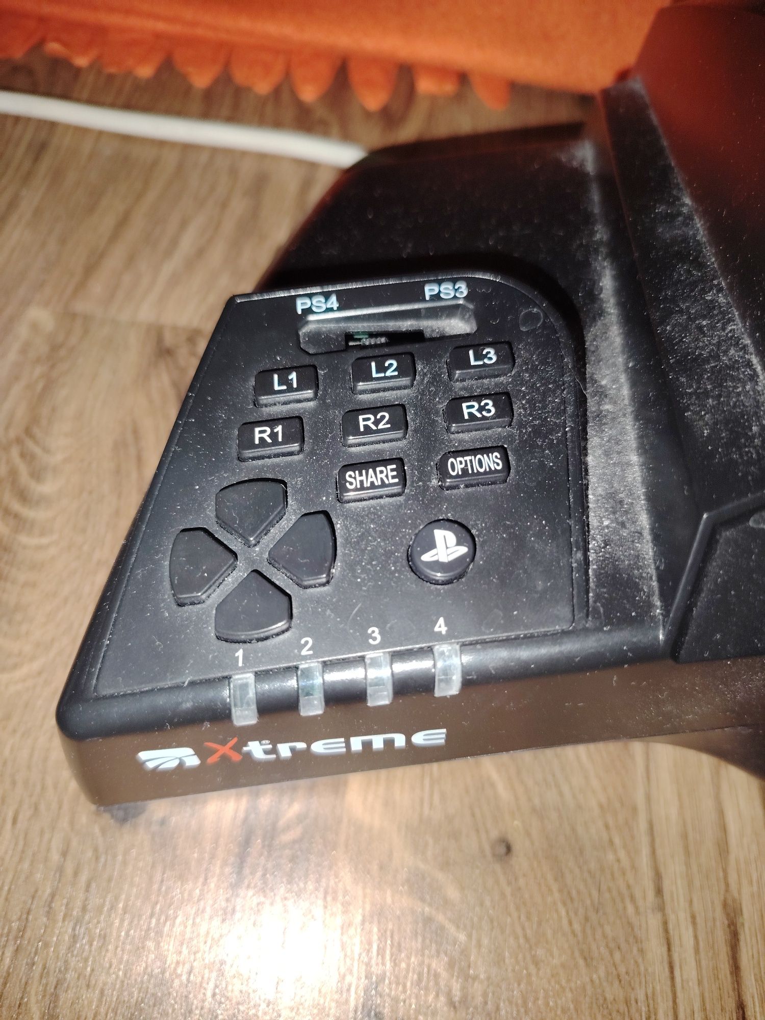 Волан+предали за ps4