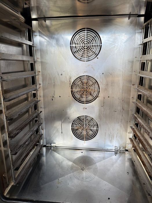 Cuptor patiserie/cofetarie 10 tavi Vesta Italia