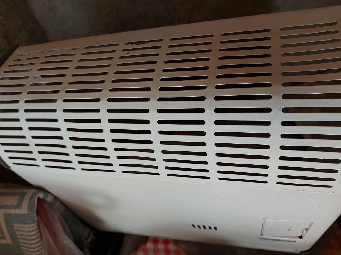 Convector gaz cu evacuare prin perete