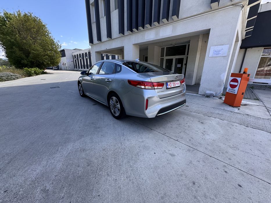 Kia Optima Plug-in Hybrid 2017 188000km