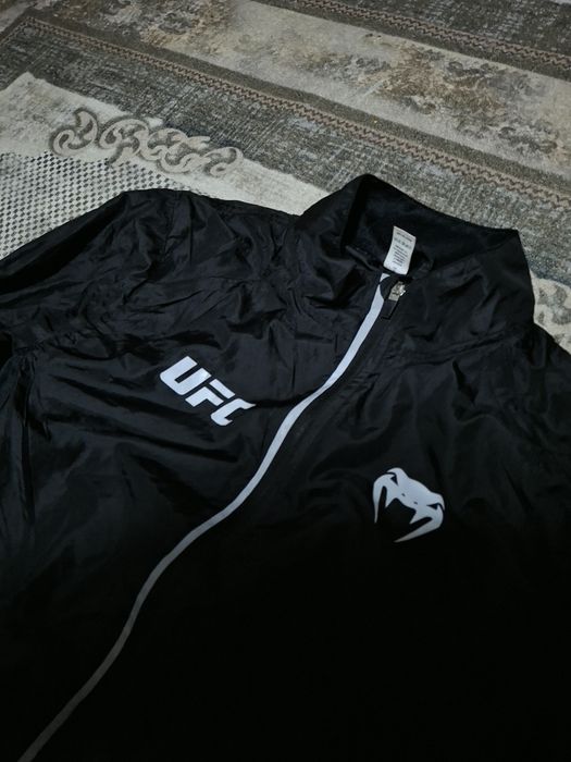 UFC  горнище за тренировки