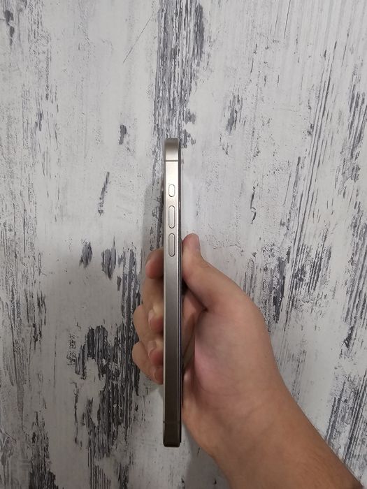 Iphone 15 pro max 256gb esim като нов